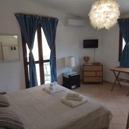 Rosa לינה וארוחת בוקר 3*